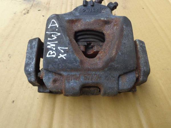 MACHOIRE AVANT DROITE BMW X1 E84 - Vue 1